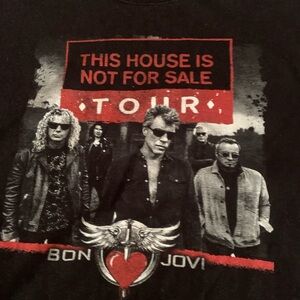Bon Jovi tour shirt 2017 this house is not for sale T-Shirt